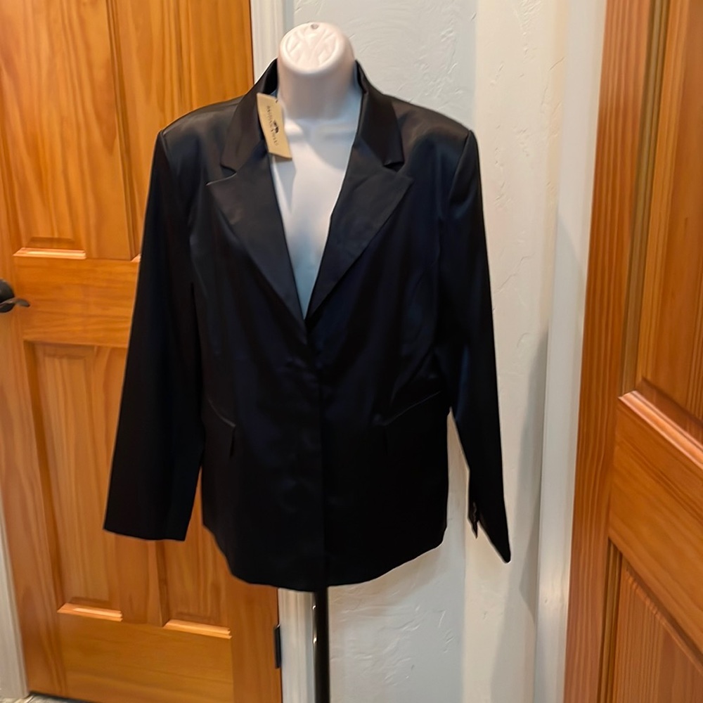 NWT British Khaki Size 14, Sateen Blazer